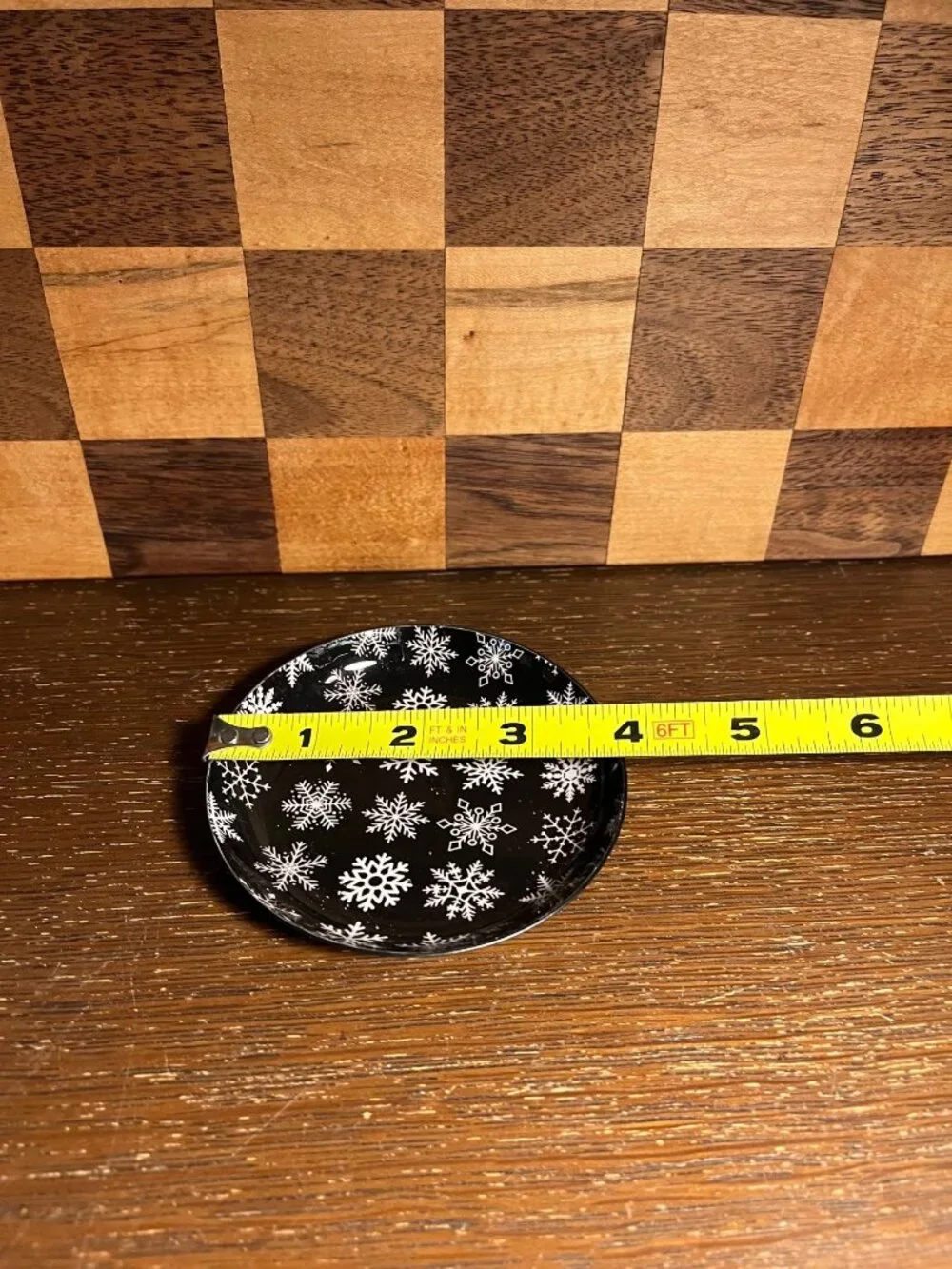 Small Metal Snowflake Plate Trinket Dish A522